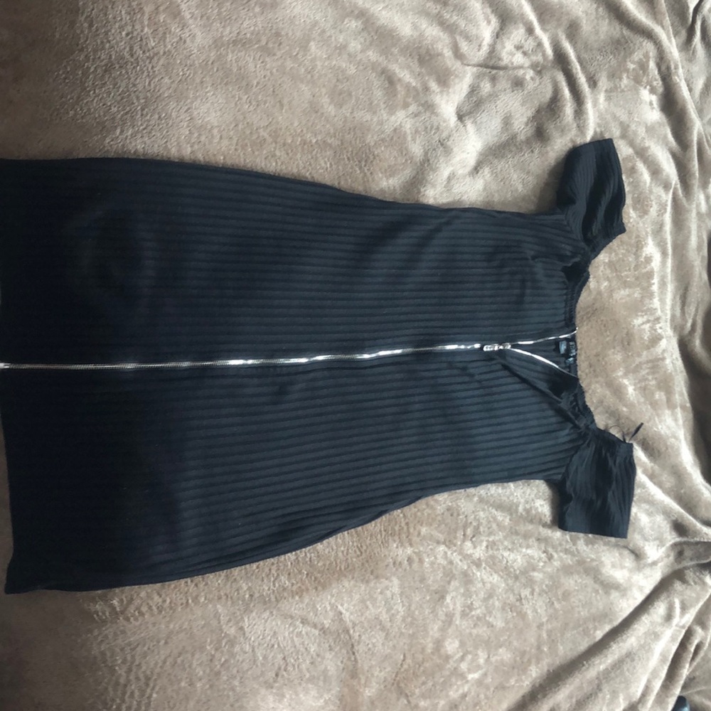black zip up dress